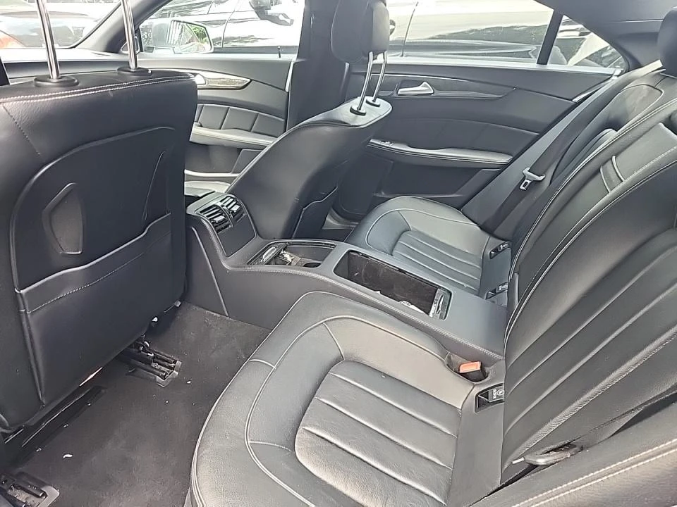 Mercedes-Benz CLS 400 4MATIC * CARFAX * БЕЗ ПЪРВОНАЧАЛНА ВНОСКА - изображение 10