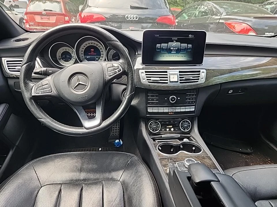 Mercedes-Benz CLS 400 4MATIC * CARFAX * БЕЗ ПЪРВОНАЧАЛНА ВНОСКА - изображение 9