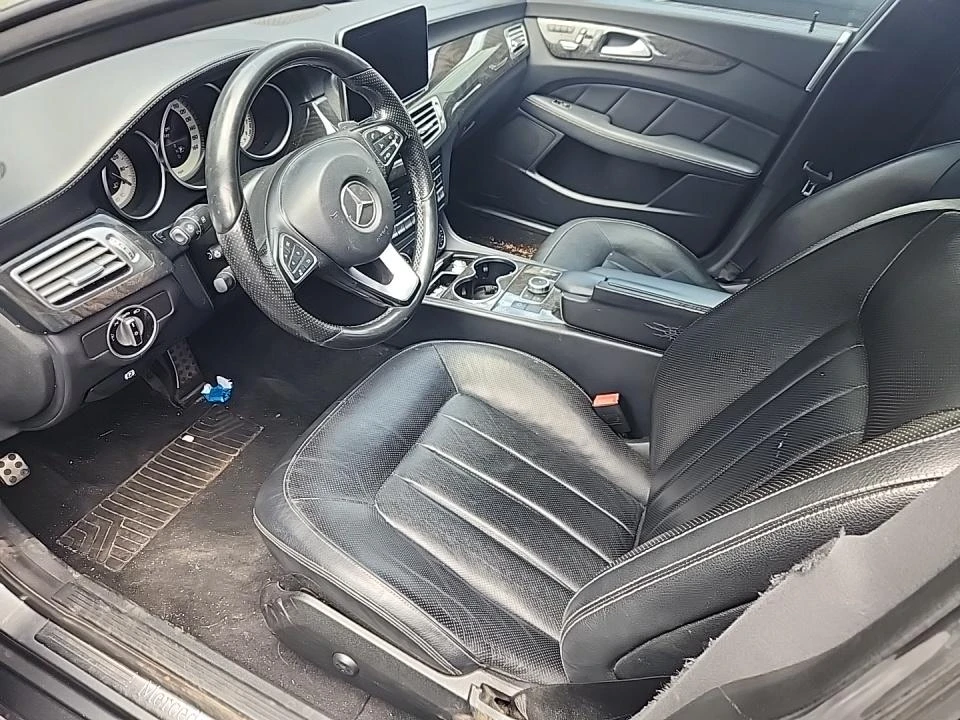 Mercedes-Benz CLS 400 4MATIC * CARFAX * БЕЗ ПЪРВОНАЧАЛНА ВНОСКА - изображение 8