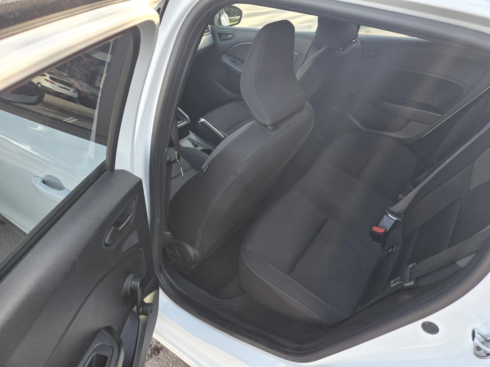 Renault Clio 1.0�Ce / ������/ �������� ��� | Mobile.bg � ����������� 12