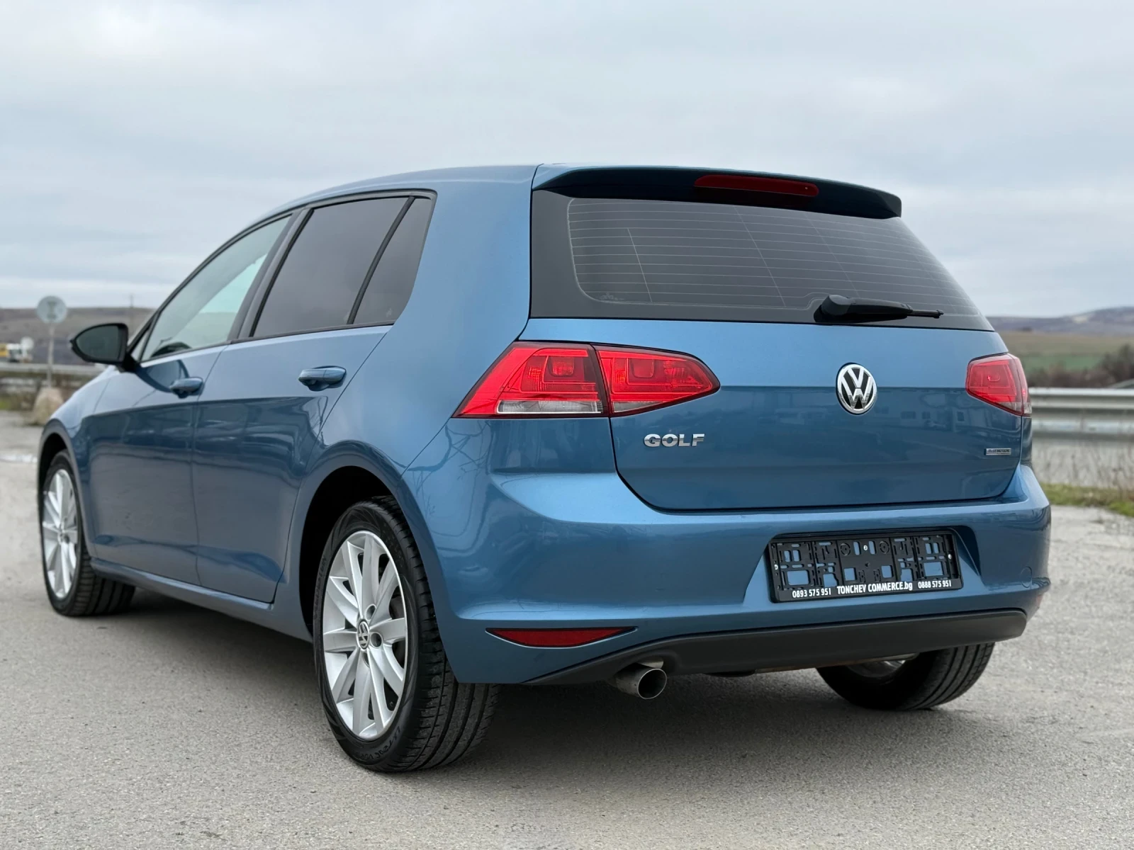 VW Golf 1.6-TDI-TOP-NEW-183.000km-UNIKAT-NAVI-PERFEKT | Mobile.bg   4