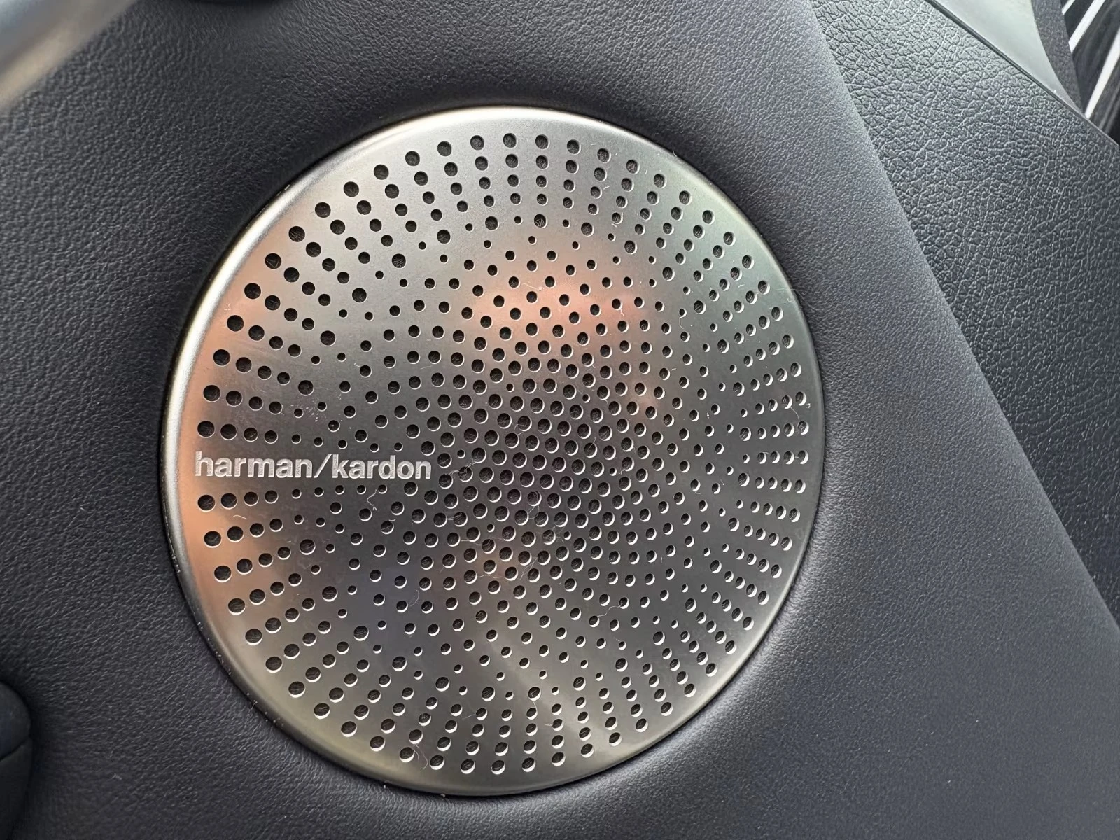 Kia Stinger GT 4WD 3.3 - изображение 8