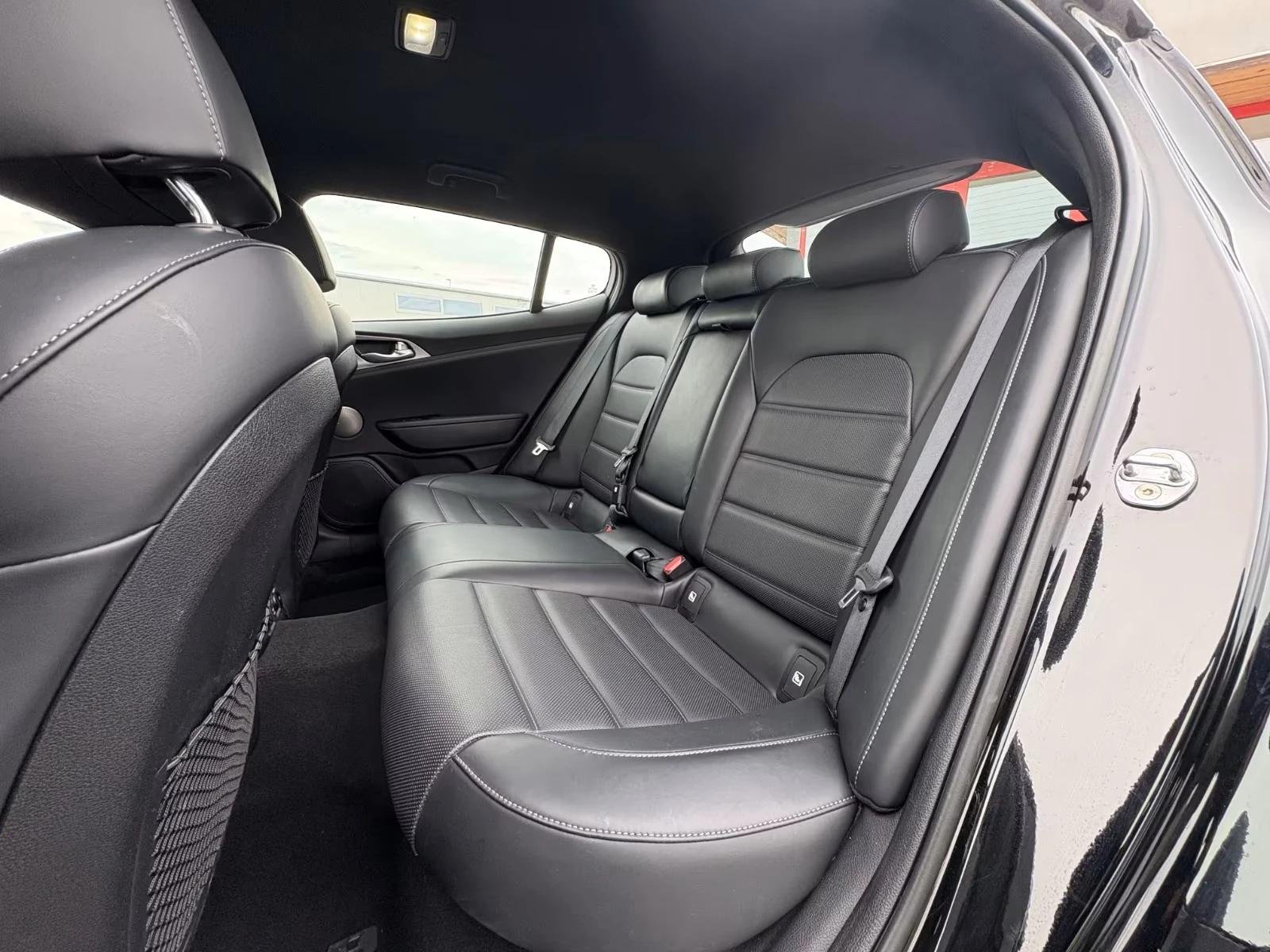 Kia Stinger GT 4WD 3.3 - изображение 7