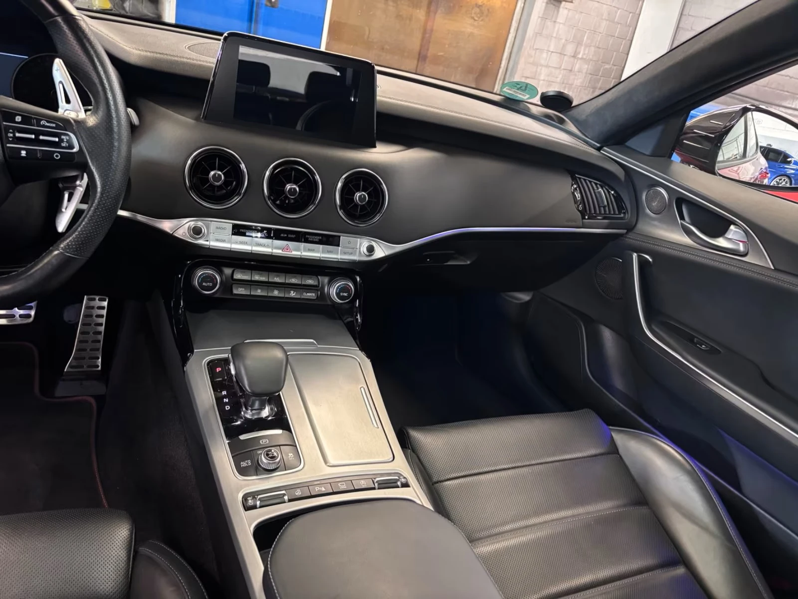 Kia Stinger GT 4WD 3.3 - изображение 6