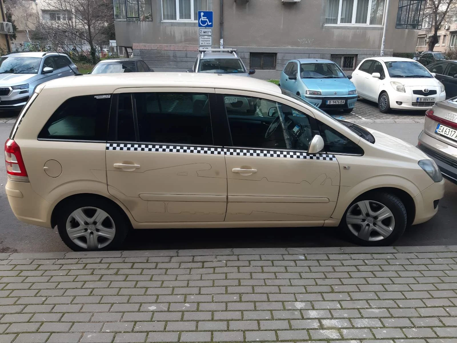 Opel Zafira 1.7 - изображение 2