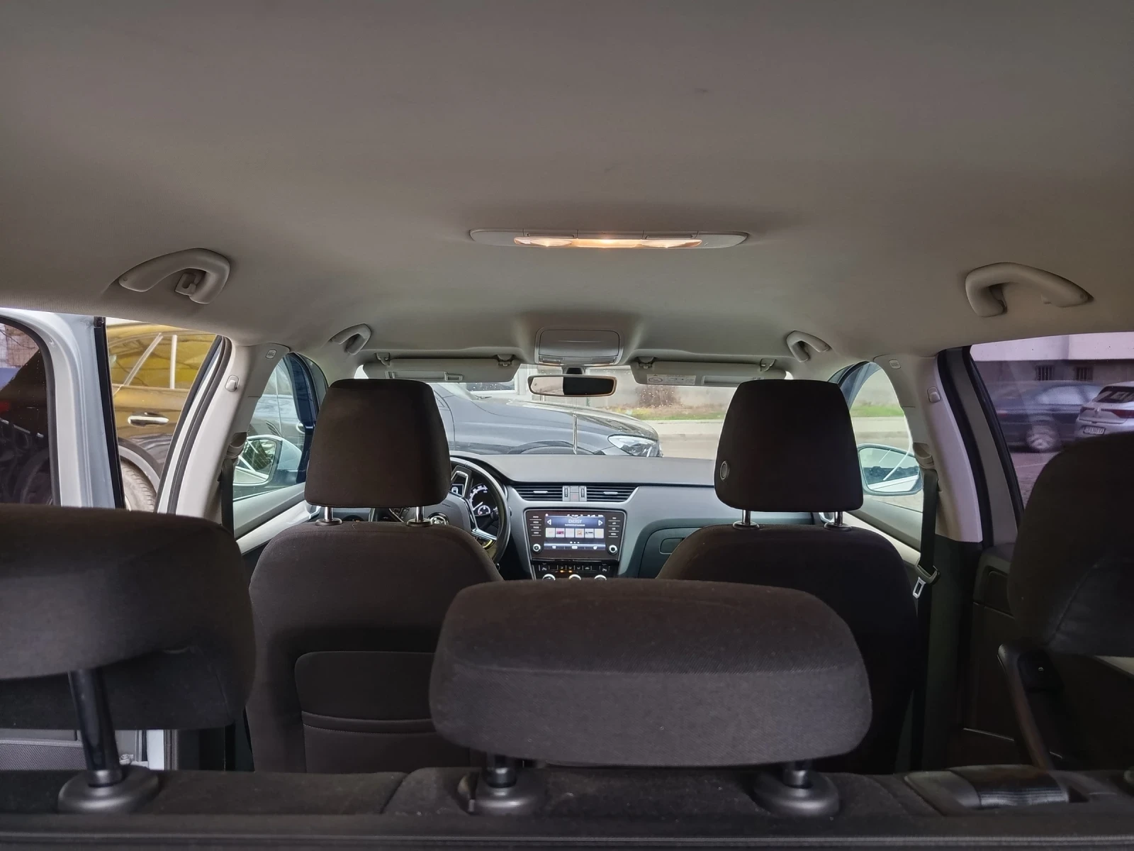 Skoda Octavia Skoda Octavia 1.6. TDI Style | Mobile.bg � ����������� 12