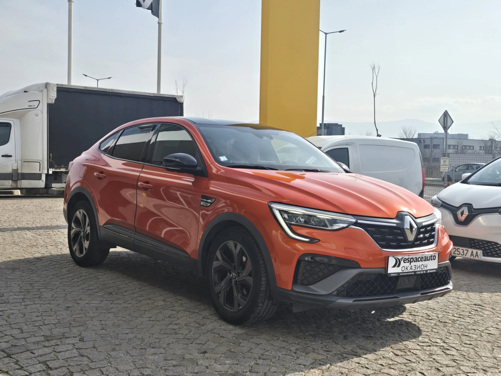 Renault Arkana 1.3TCe/EDC/RS Line, снимка 3 - Автомобили и джипове - 53709913