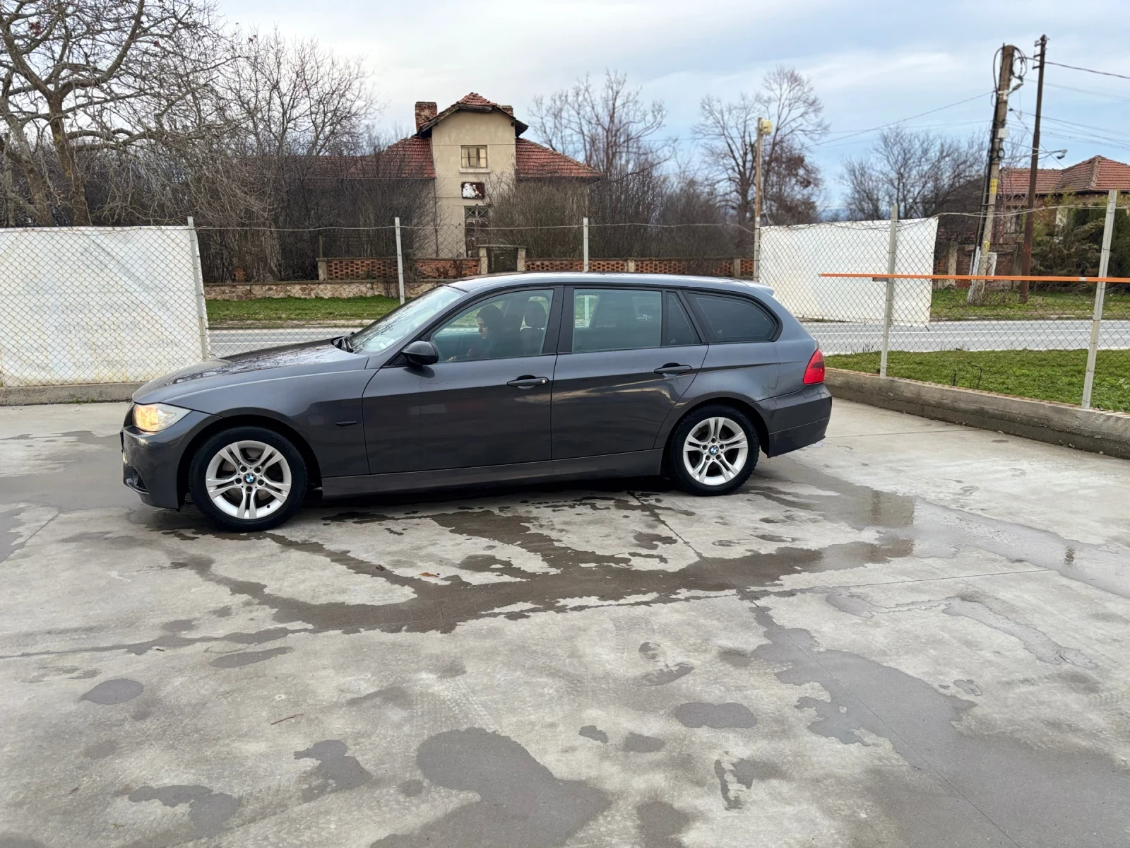 BMW 320, снимка 7 - Автомобили и джипове - 53930146