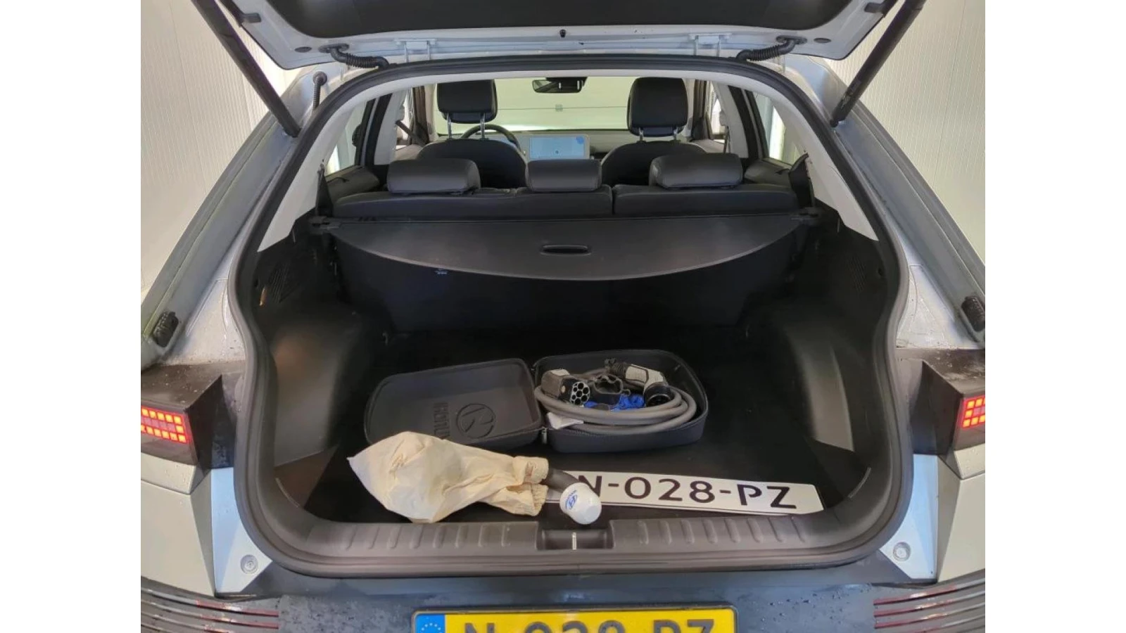 Hyundai Ioniq 5 60 kWh Connect , снимка 14 - Автомобили и джипове - 53963580