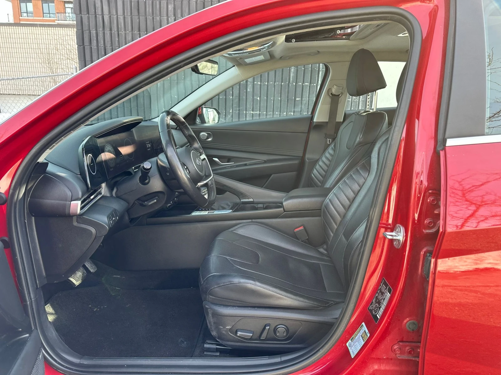 Hyundai Elantra Ultimate Tech * * CARFAX * * АВТО КРЕДИТ * * , снимка 7 - Автомобили и джипове - 54058694