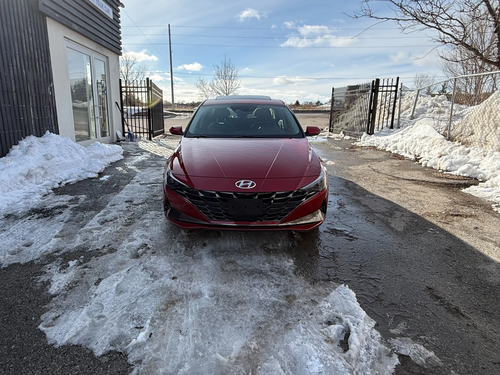 Hyundai Elantra Ultimate Tech * * CARFAX * * АВТО КРЕДИТ * * , снимка 2 - Автомобили и джипове - 54058694