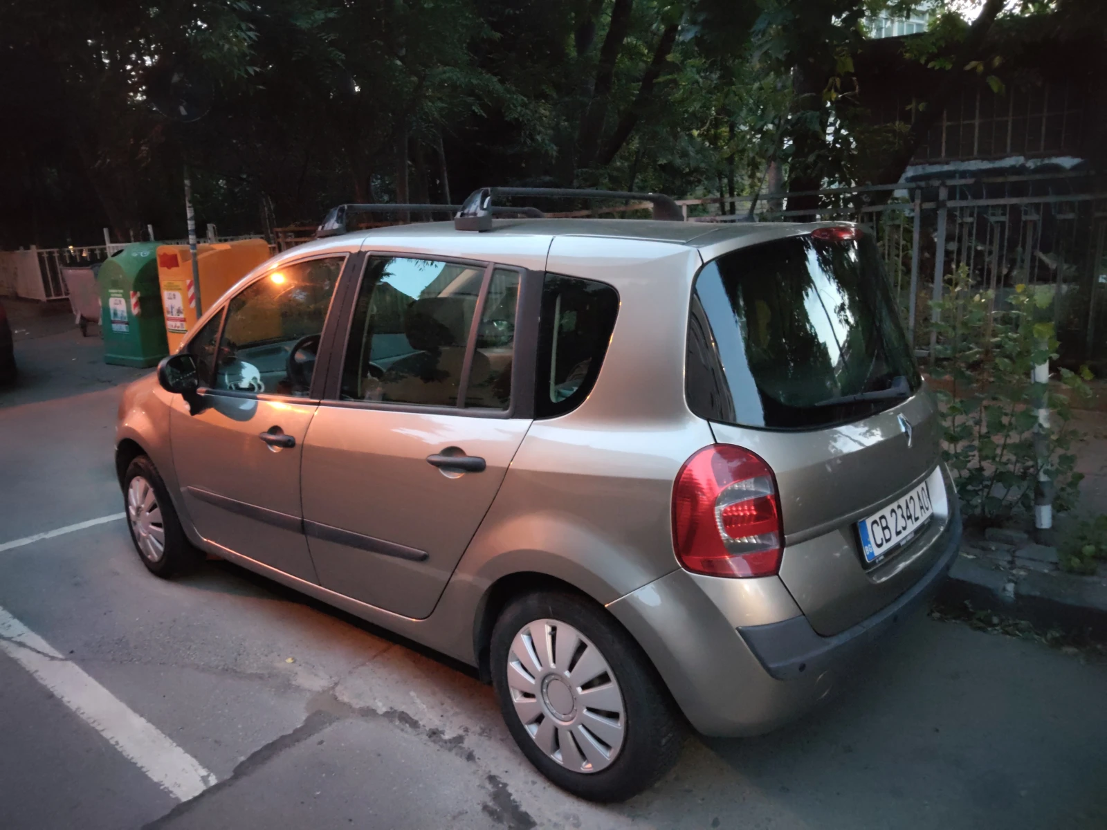 Renault Modus 1.2 16V, снимка 12 - Автомобили и джипове - 54064244