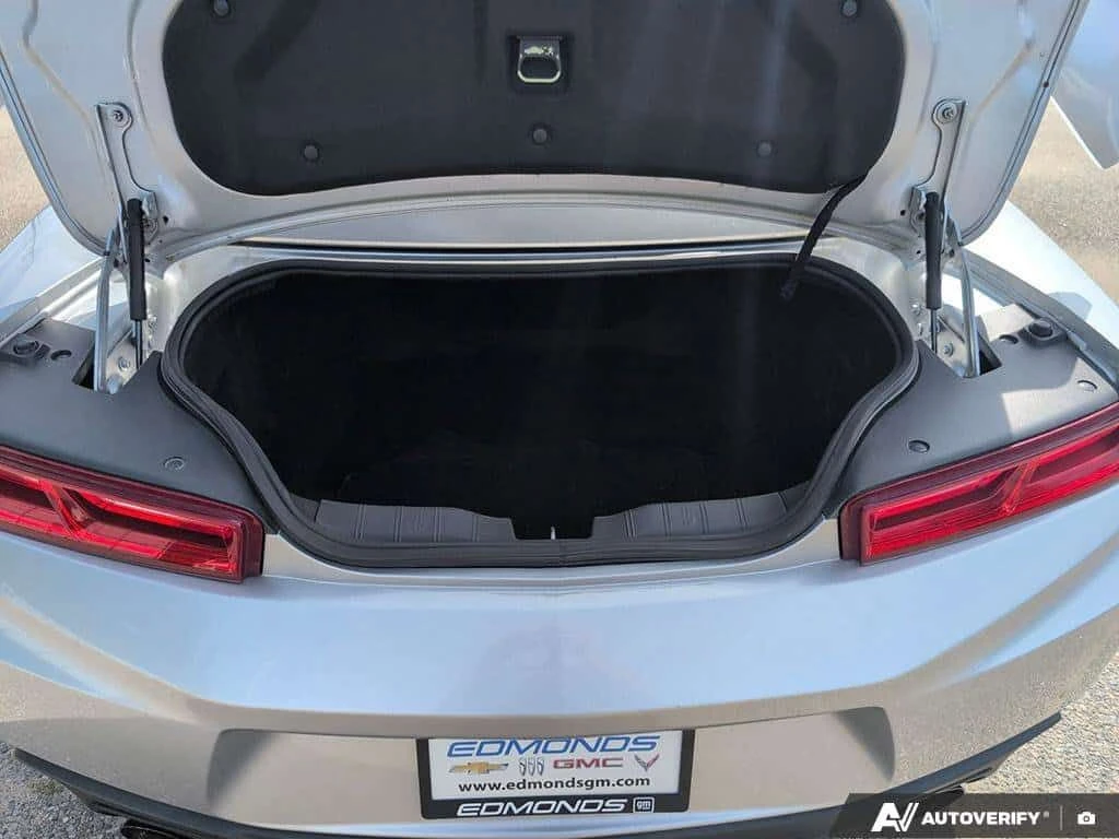 Chevrolet Camaro * 1LT1LT | Remote Start | Rear Vision Camera | Cru, снимка 15 - Автомобили и джипове - 54080239