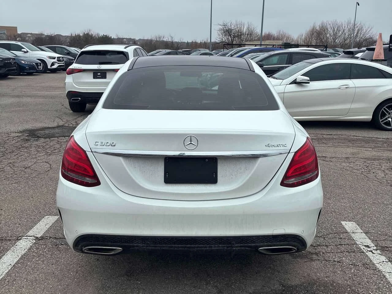 Mercedes-Benz C 300 CARFAX, снимка 4 - Автомобили и джипове - 54084866