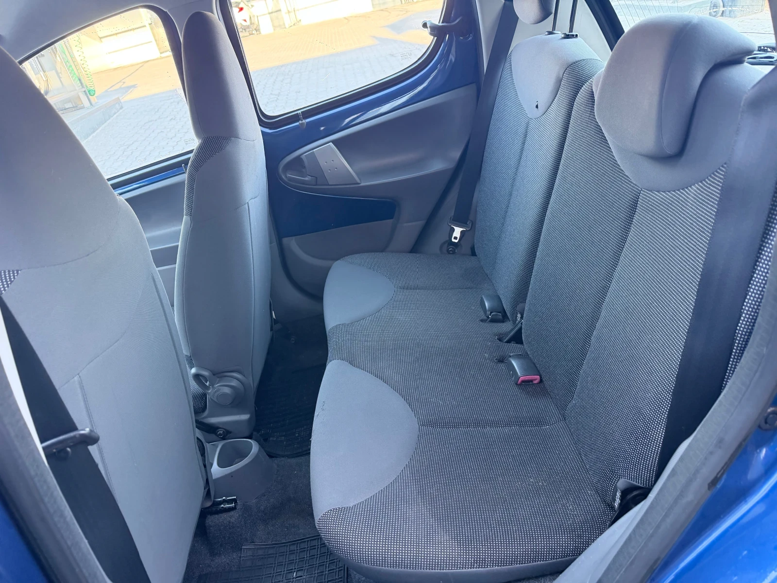 Peugeot 107, снимка 9 - Автомобили и джипове - 54161106