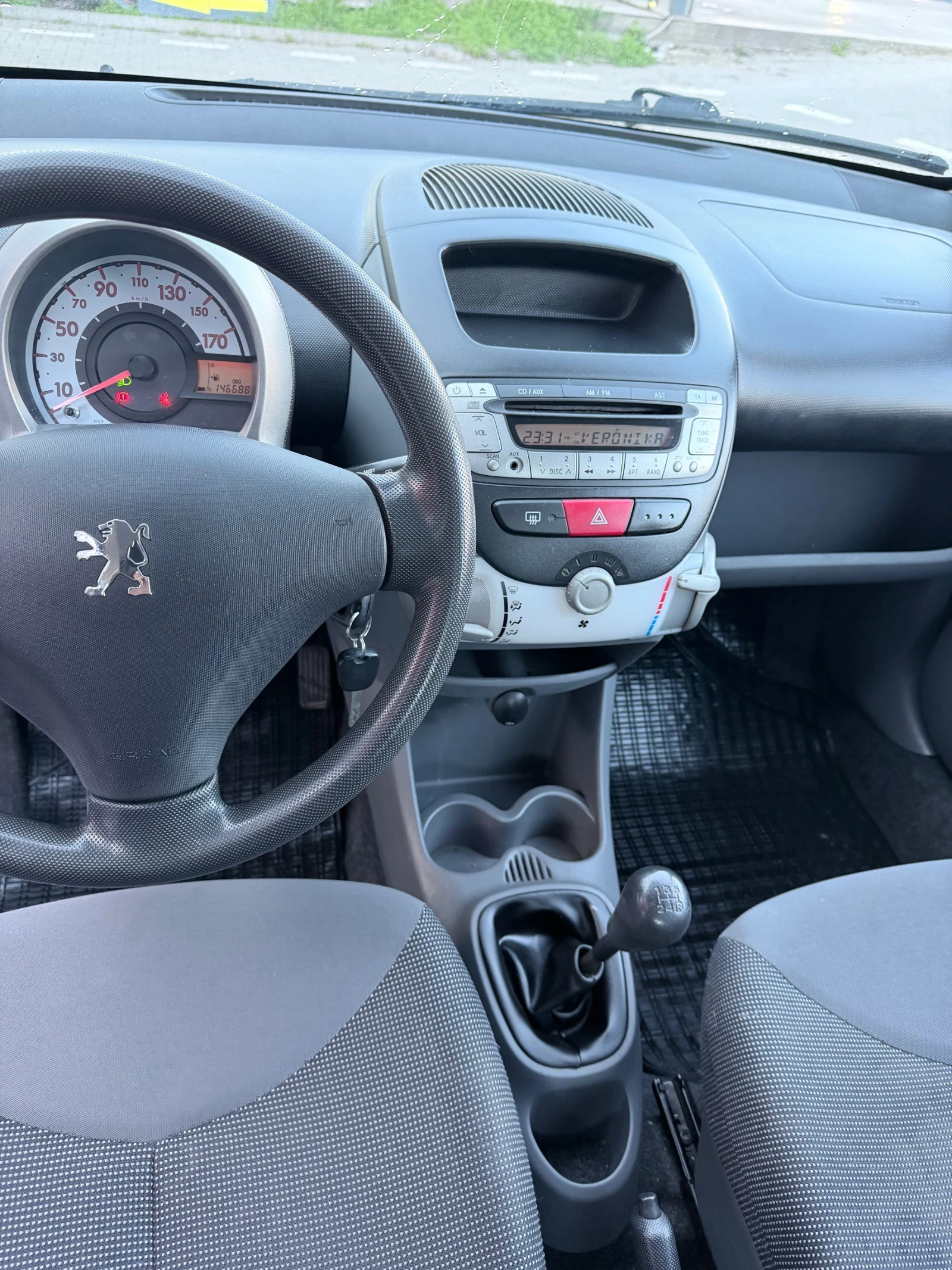 Peugeot 107, снимка 10 - Автомобили и джипове - 54161106