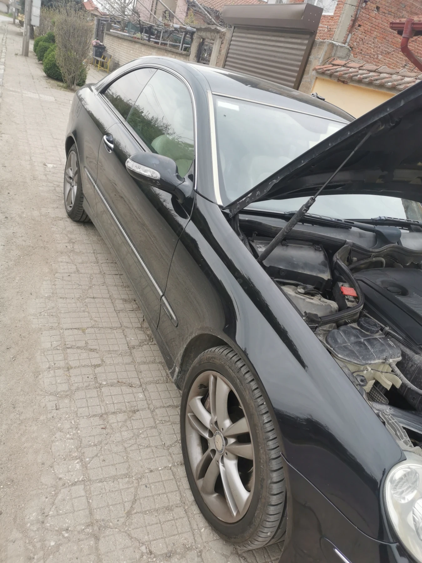 Mercedes-Benz CLK, снимка 3 - Автомобили и джипове - 54219606