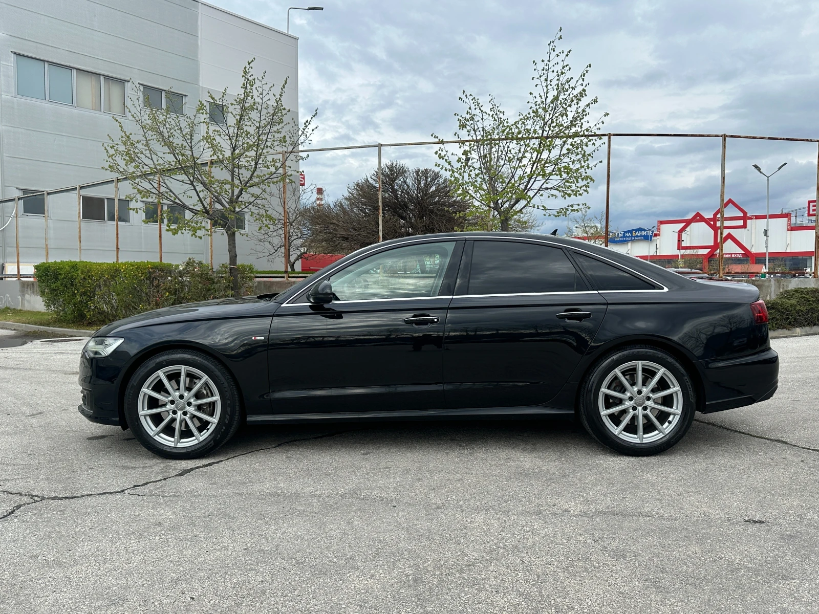 Audi A6 Facelift/ Limousine, снимка 2 - Автомобили и джипове - 54299267