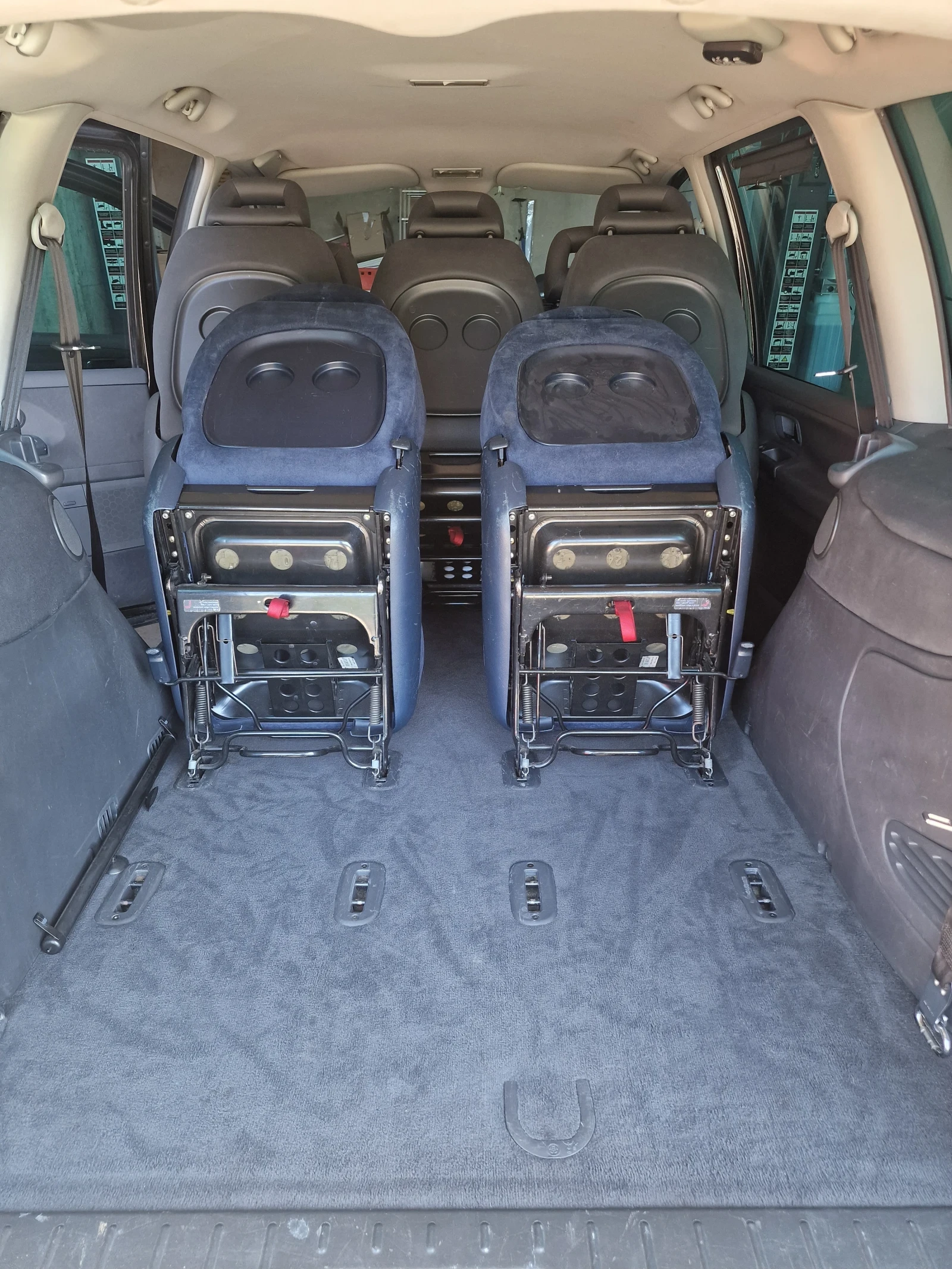 Seat Alhambra, снимка 5 - Автомобили и джипове - 54985664