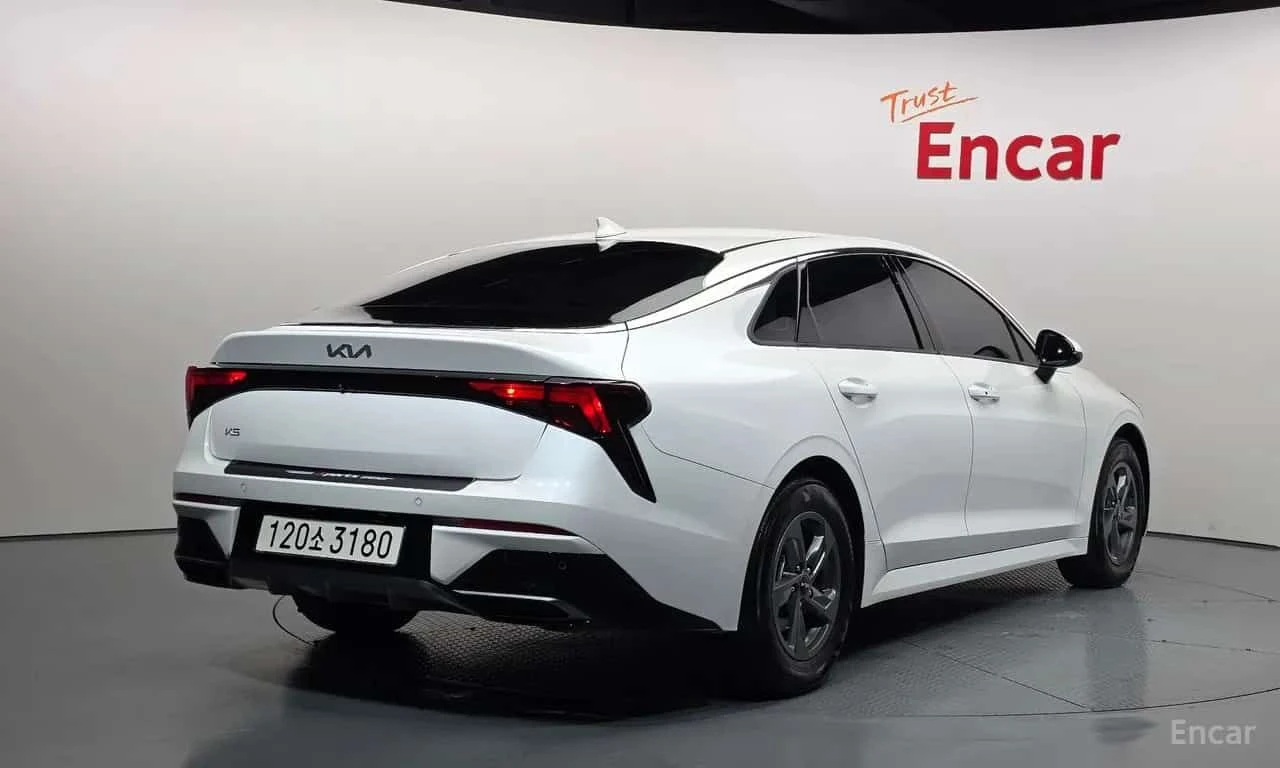 Kia K5 2.0 LPi | АВТОКРЕДИТ БЕЗ ПЪРВОНАЧАЛНА ВНОСКА, снимка 2 - Автомобили и джипове - 55589281