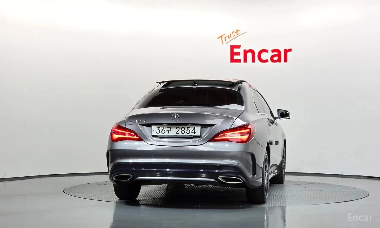Mercedes-Benz CLA 220 AMG-PACK| ALCANTARA| ПАМЕТ| ПАНОРАМА| ПОДГРЕВИ| , снимка 4 - Автомобили и джипове - 56108102