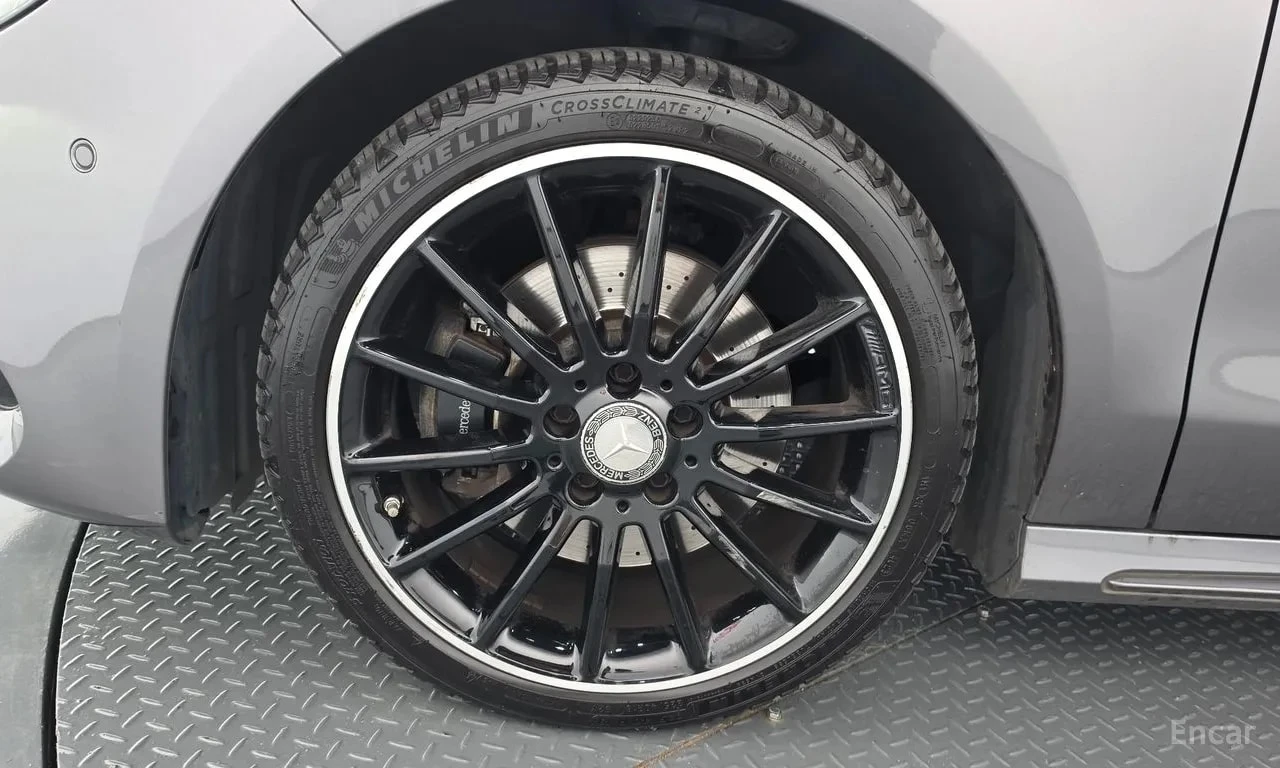 Mercedes-Benz CLA 220 AMG-PACK| ALCANTARA| ПАМЕТ| ПАНОРАМА| ПОДГРЕВИ| , снимка 5 - Автомобили и джипове - 56108102