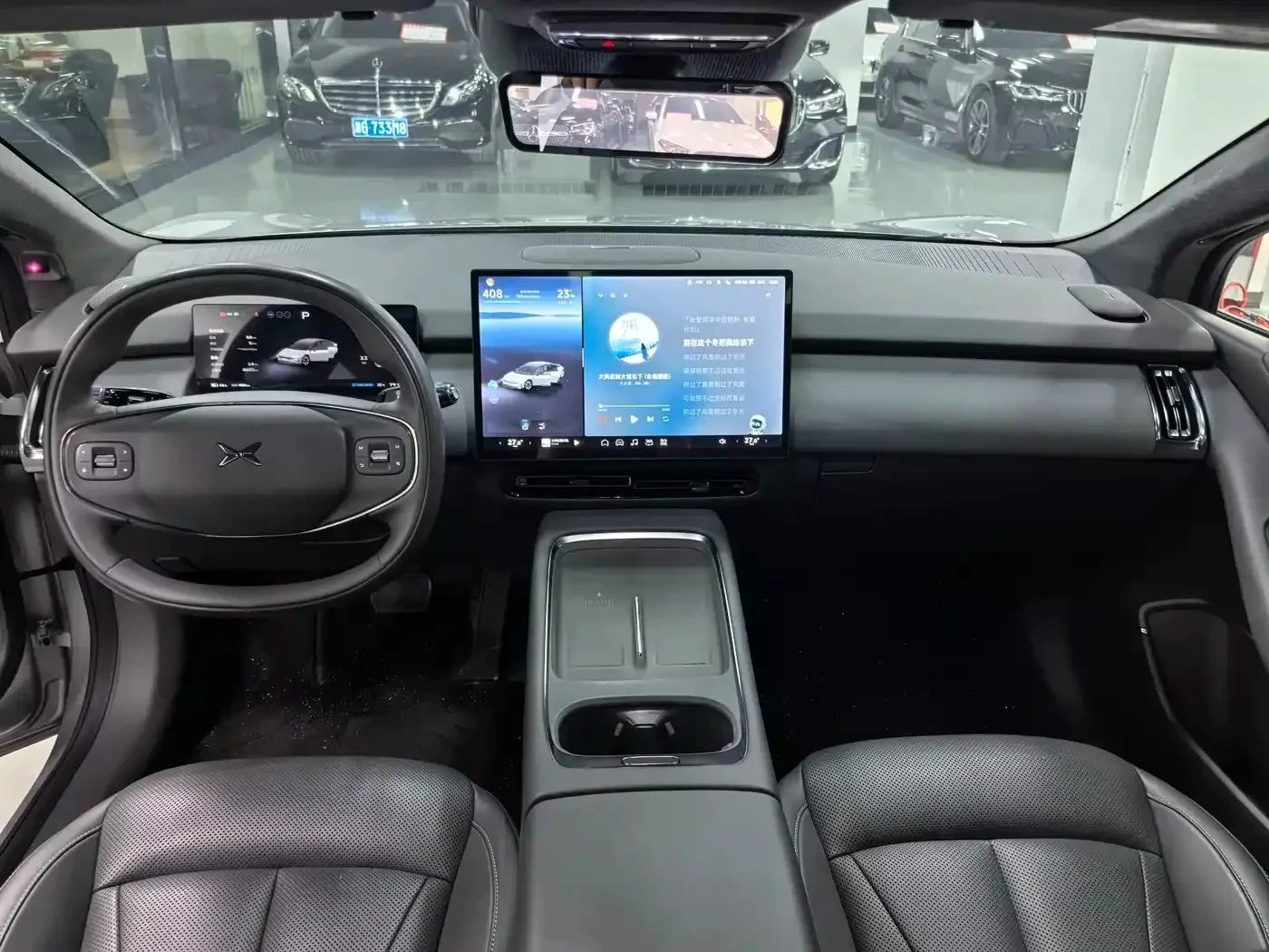 Xpeng P7, снимка 10 - Автомобили и джипове - 56710472