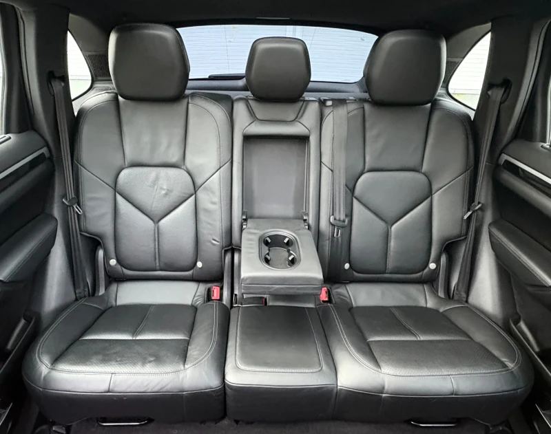 Porsche Cayenne PANO/NAVI/Подгрев/Обдухване/Пружинно окачване, снимка 11 - Автомобили и джипове - 52858534