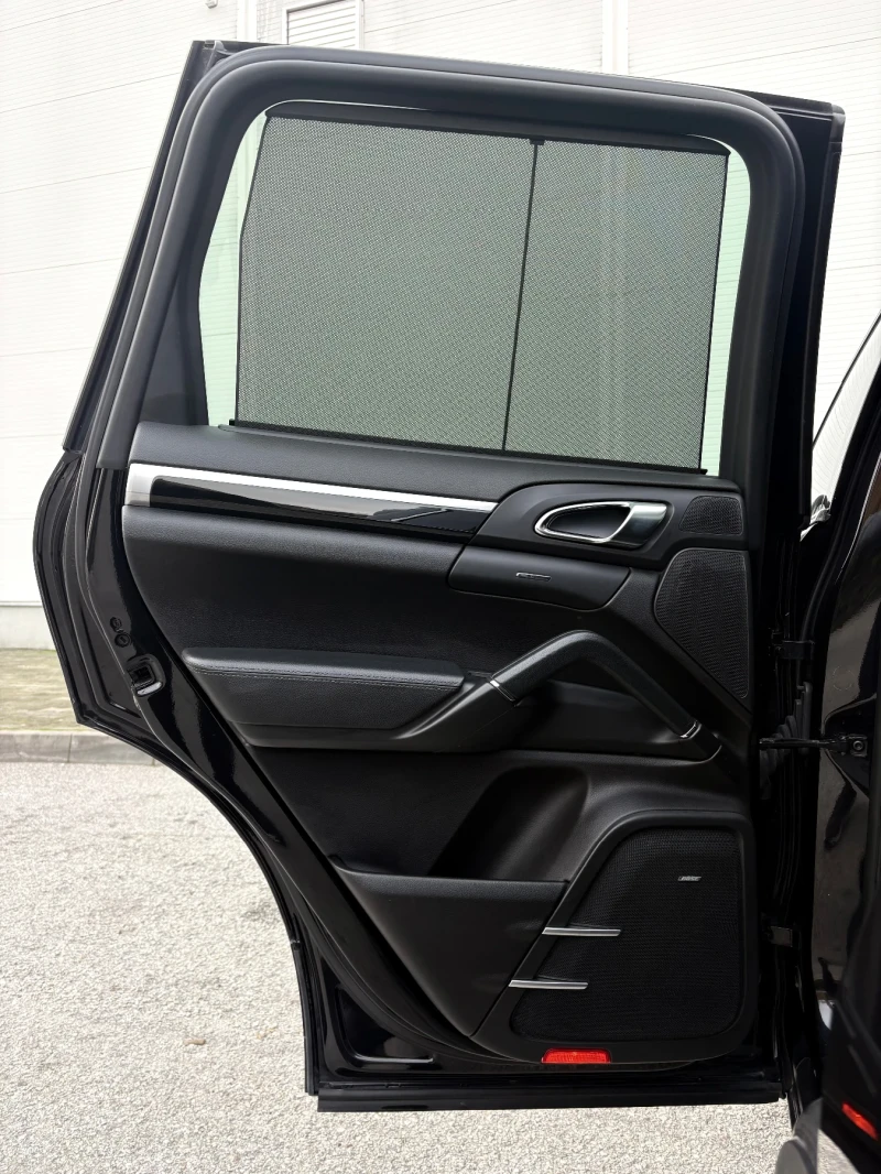 Porsche Cayenne PANO/NAVI/Подгрев/Обдухване/Пружинно окачване, снимка 12 - Автомобили и джипове - 52858534