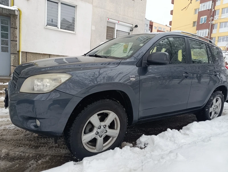 Toyota Rav4 Джип, снимка 6 - Автомобили и джипове - 53576442