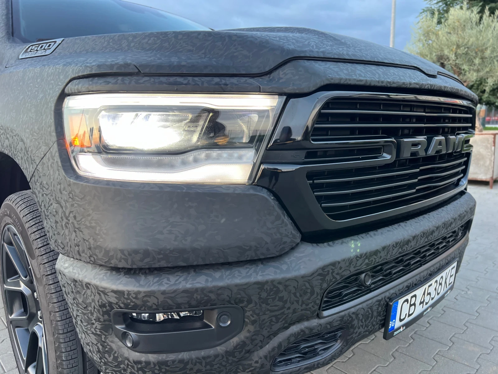 Dodge RAM 1500 RAM 1500 5.7 Night Edition НОВ 4000km без удари - изображение 9