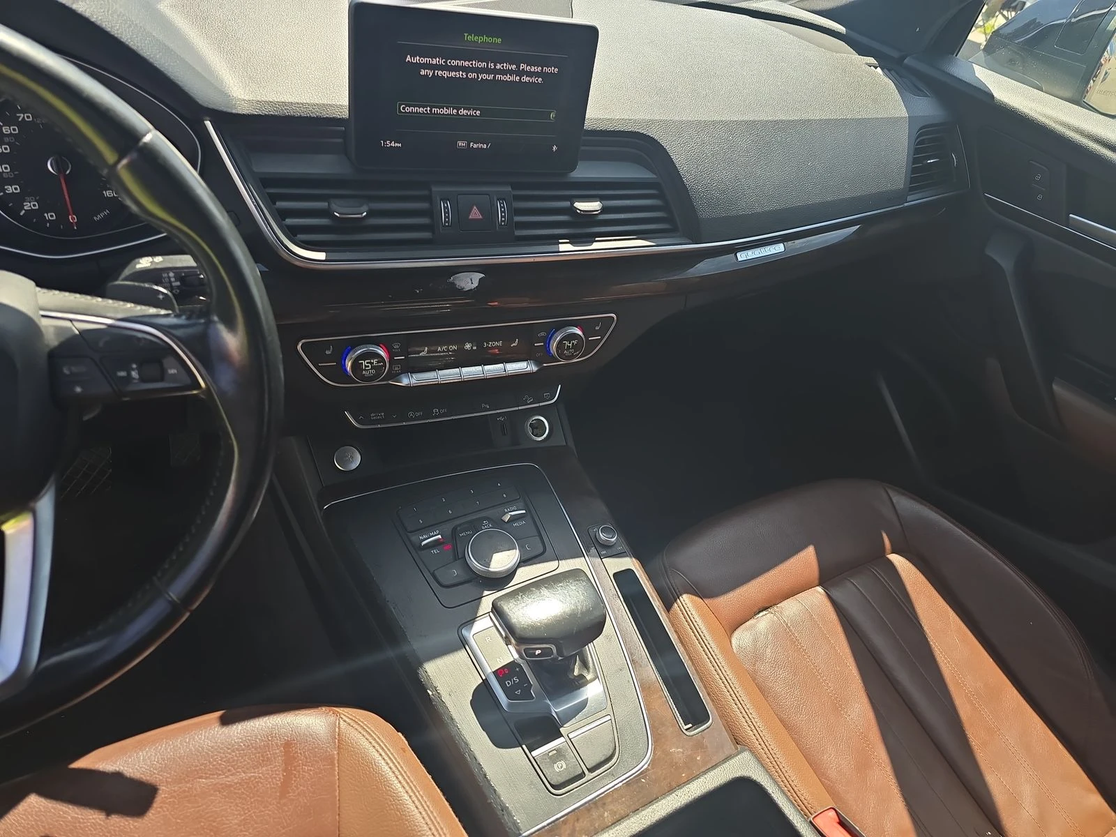 Audi Q5 Premium* Подгрев* М.Точка* 8ZF* Keyless* Пано*  - изображение 10