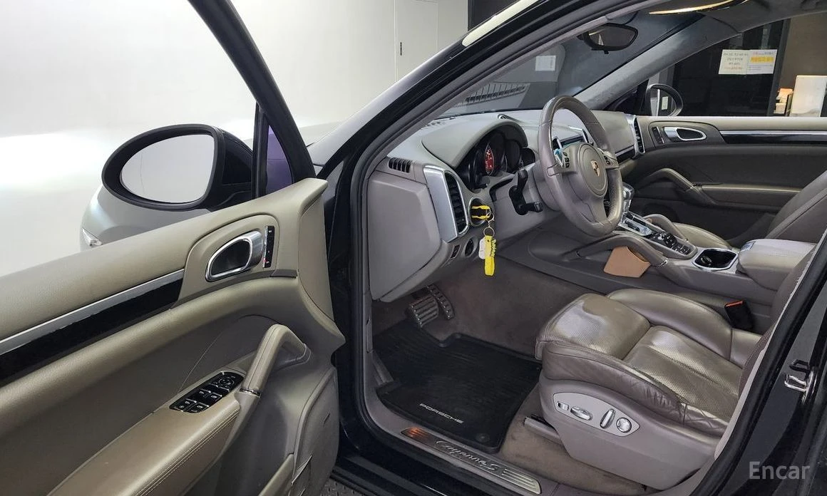 Porsche Cayenne  - изображение 10