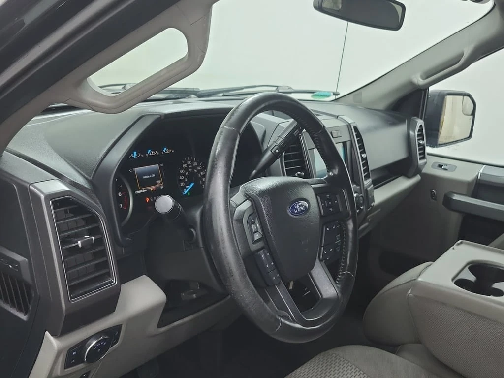 Ford F150 * XLT CREW CAB SHORT BED * CARFAX * ���� �� �� | Mobile.bg � ����������� 8