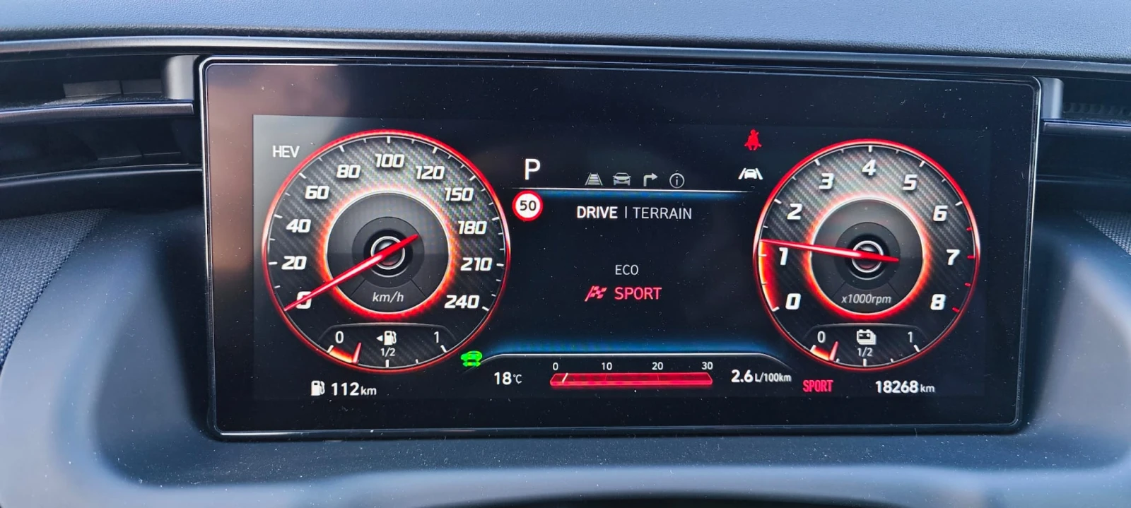 Hyundai Tucson, снимка 3 - Автомобили и джипове - 53997409