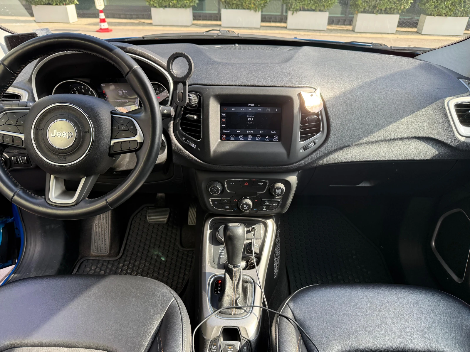 Jeep Compass 2.4 MultiAir Longitude 4x4, снимка 7 - Автомобили и джипове - 54256964