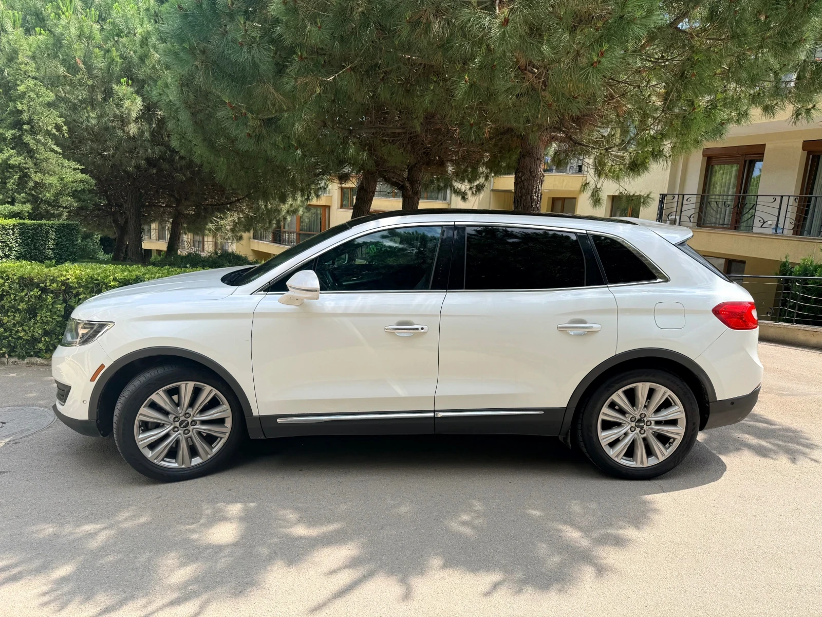 Lincoln Mkx 2.7 AWD Luxury Edition , снимка 3 - Автомобили и джипове - 55188517