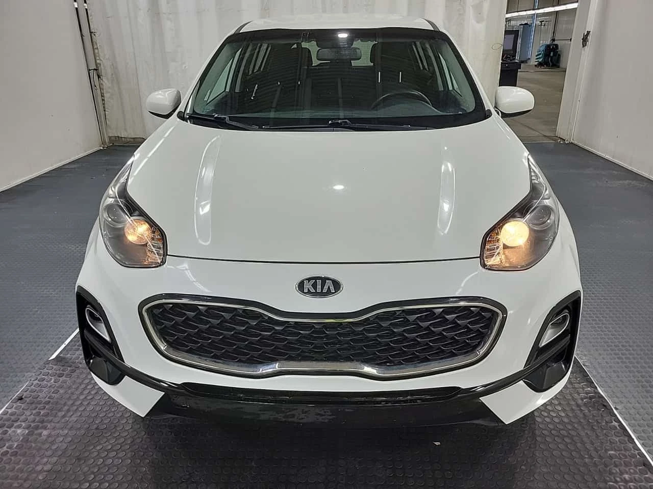 Kia Sportage * LX * CARFAX * ЦЕНА ДО БГ, снимка 2 - Автомобили и джипове - 54725989