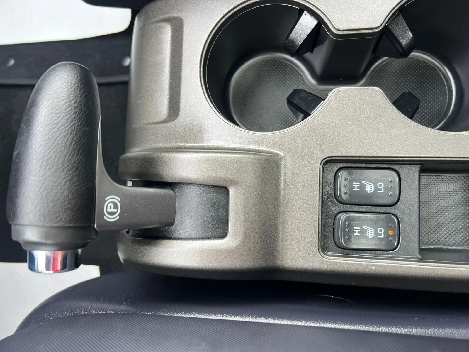 Honda Cr-v 2.2CDTi/EXECUTIVE, снимка 13 - Автомобили и джипове - 54890195