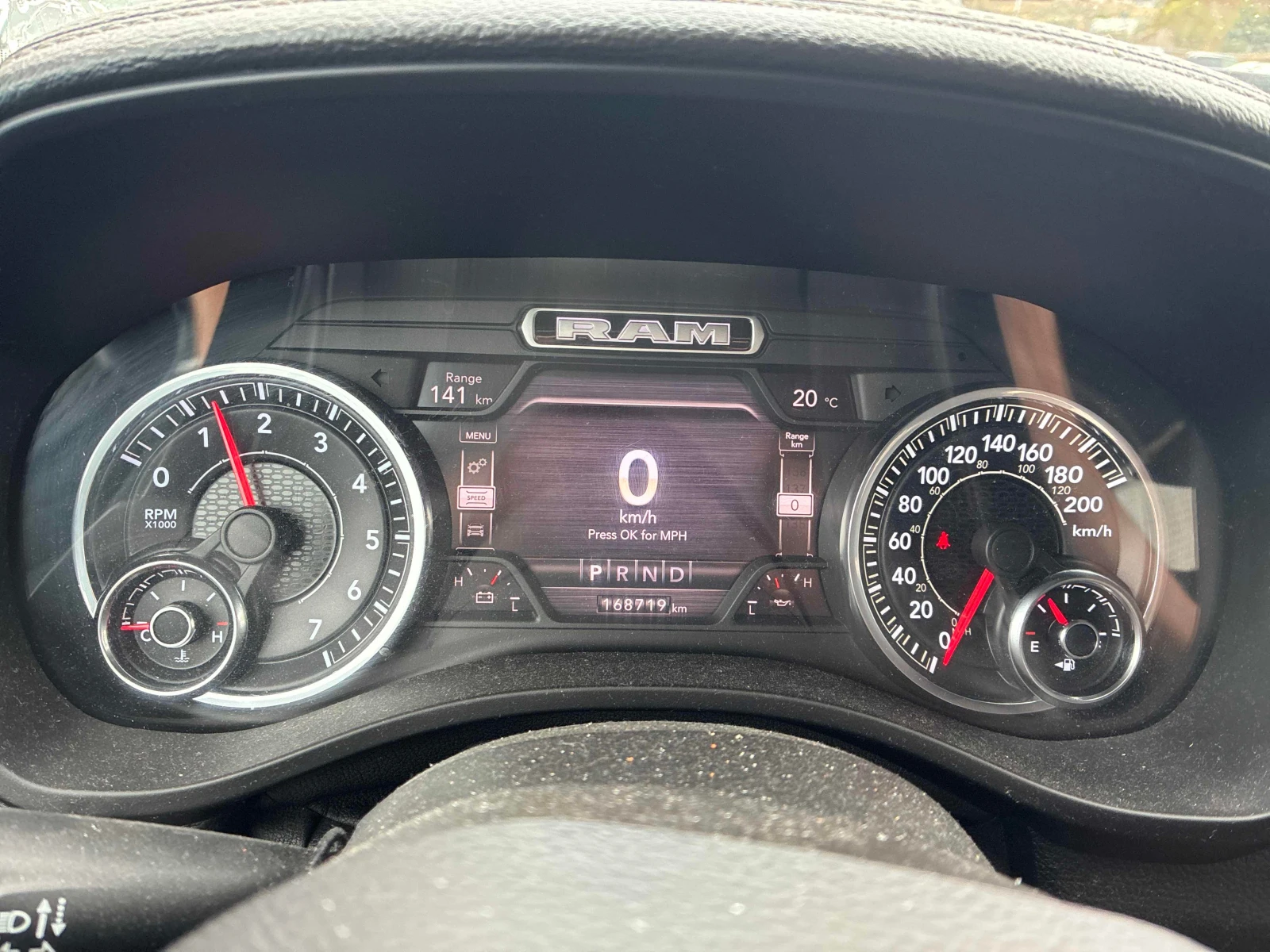 Dodge RAM 1500 * Sport * CARFAX * БЕЗ ПЪРВОНАЧАЛНА ВНОСКА, снимка 8 - Автомобили и джипове - 55948235