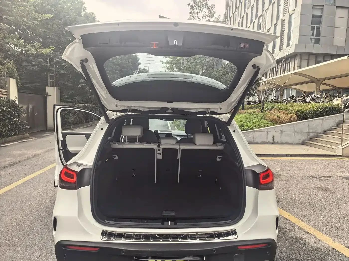 Mercedes-Benz EQA | Mobile.bg � ����������� 15