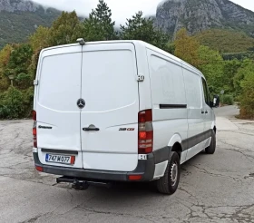 Mercedes-Benz Sprinter 318 3.0L V6 / 180hp / NAVI / Rev. Camera / Clima, снимка 4