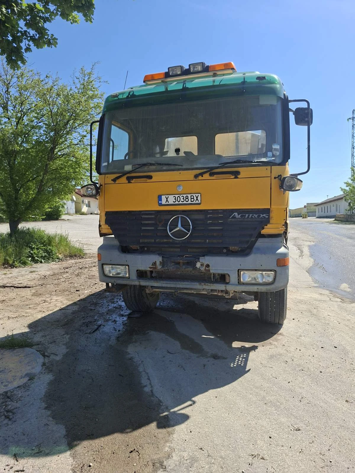 Mercedes-Benz Actros 3331-нотариално прехвърляне
