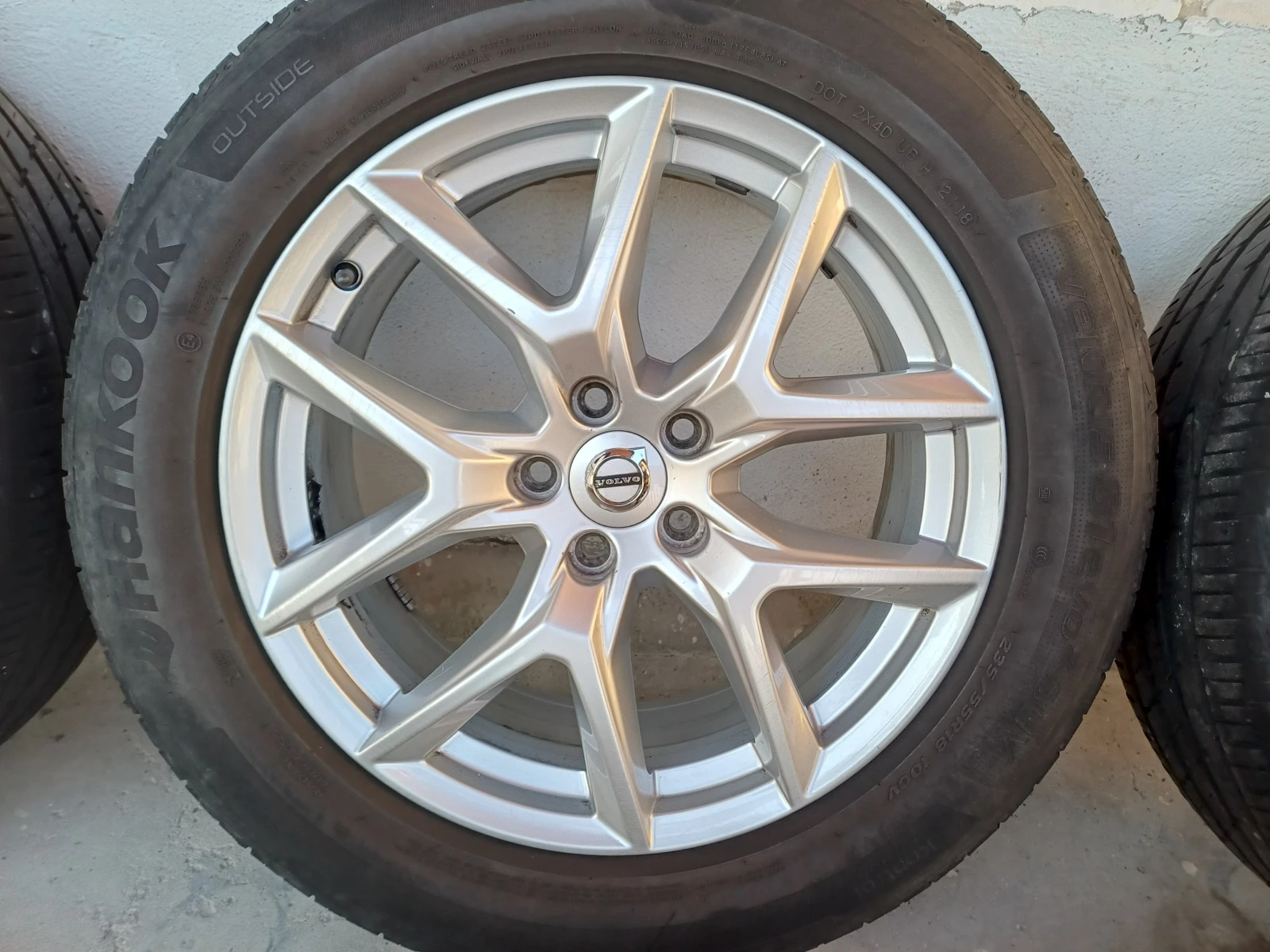 ���� � ������ 235/55R18 �� Volvo XC60 | Mobile.bg � ����������� 2