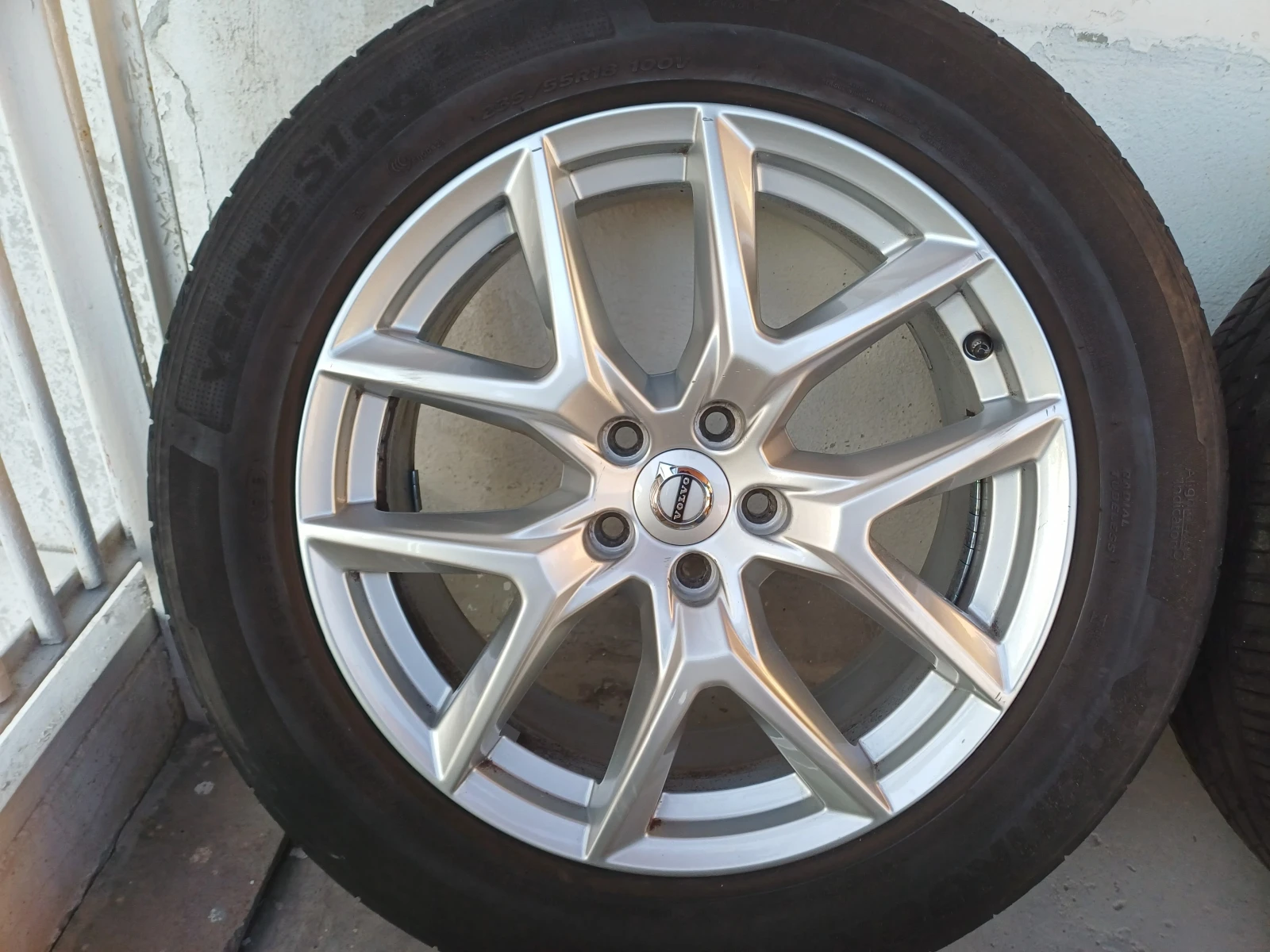 Гуми с джанти Hankook 235/55R18