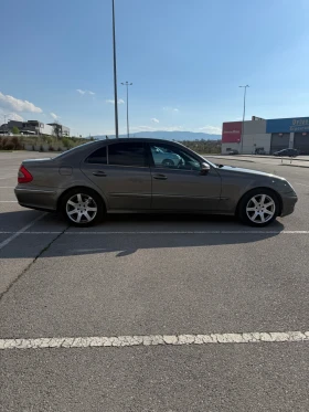 Mercedes-Benz E 220, снимка 7