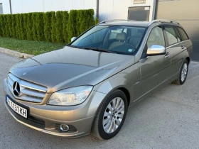 Mercedes-Benz 220, снимка 1
