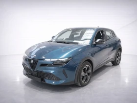 Alfa Romeo Junior 51 kWh LED Keyless, снимка 2