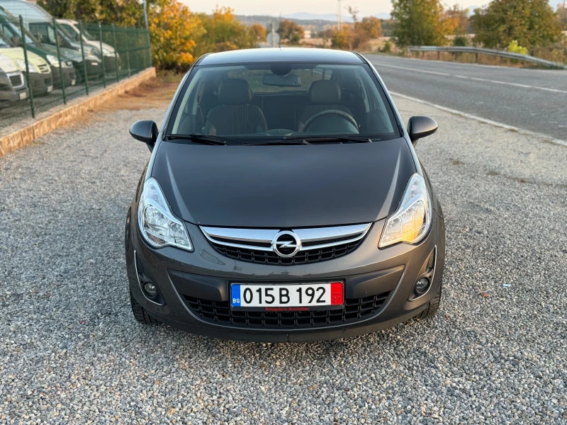 Opel Corsa 1.4i* Клима* Германия* 2013г* Кожа* Топ, снимка 2 - Автомобили и джипове - 47750106