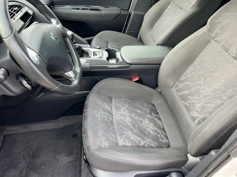 Peugeot 3008 1.6 HDI, снимка 9 - Автомобили и джипове - 48153120